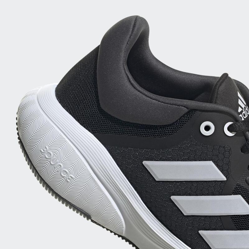 RESPONSE SHOES