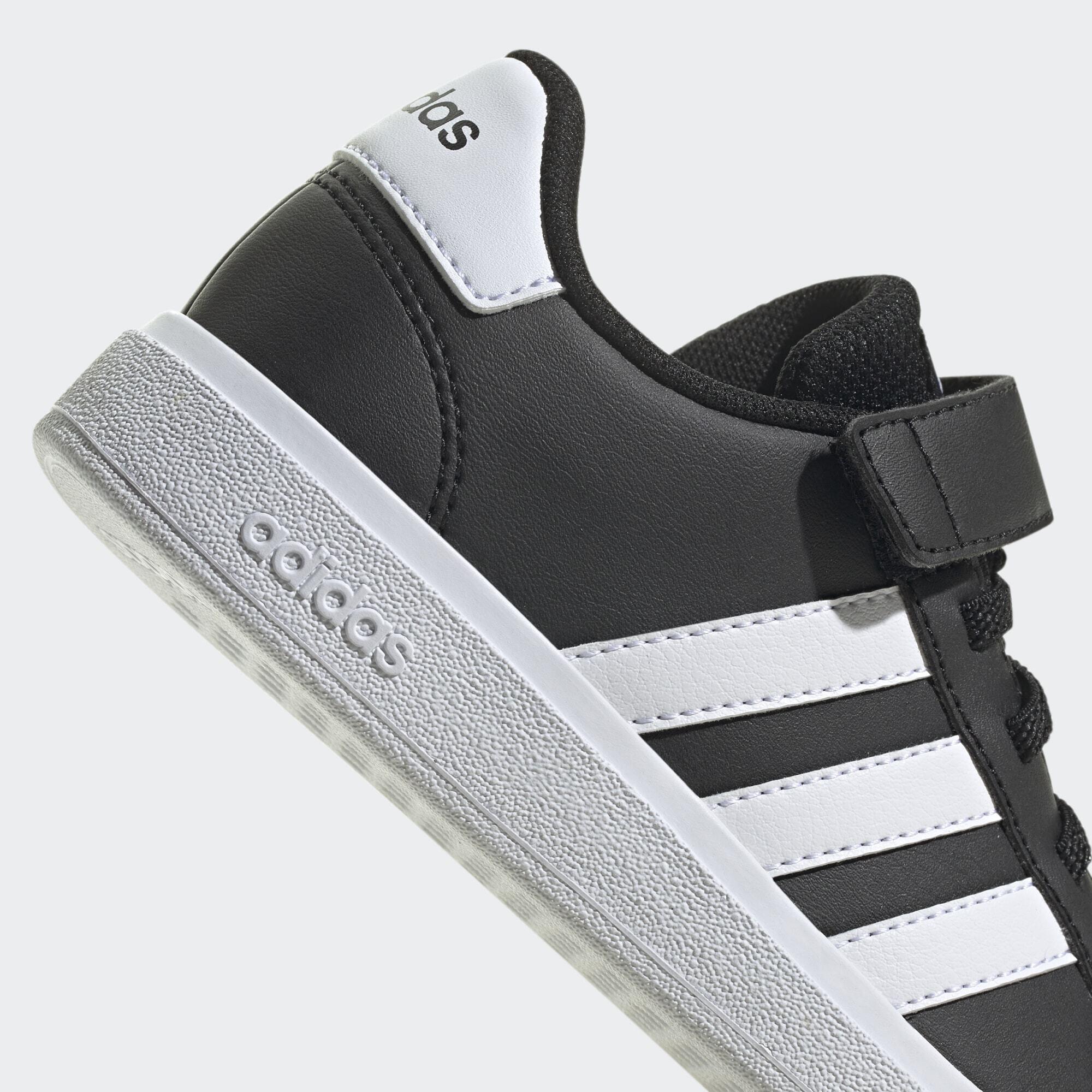 Calçado de caminhada adidas Grand Court 7/15