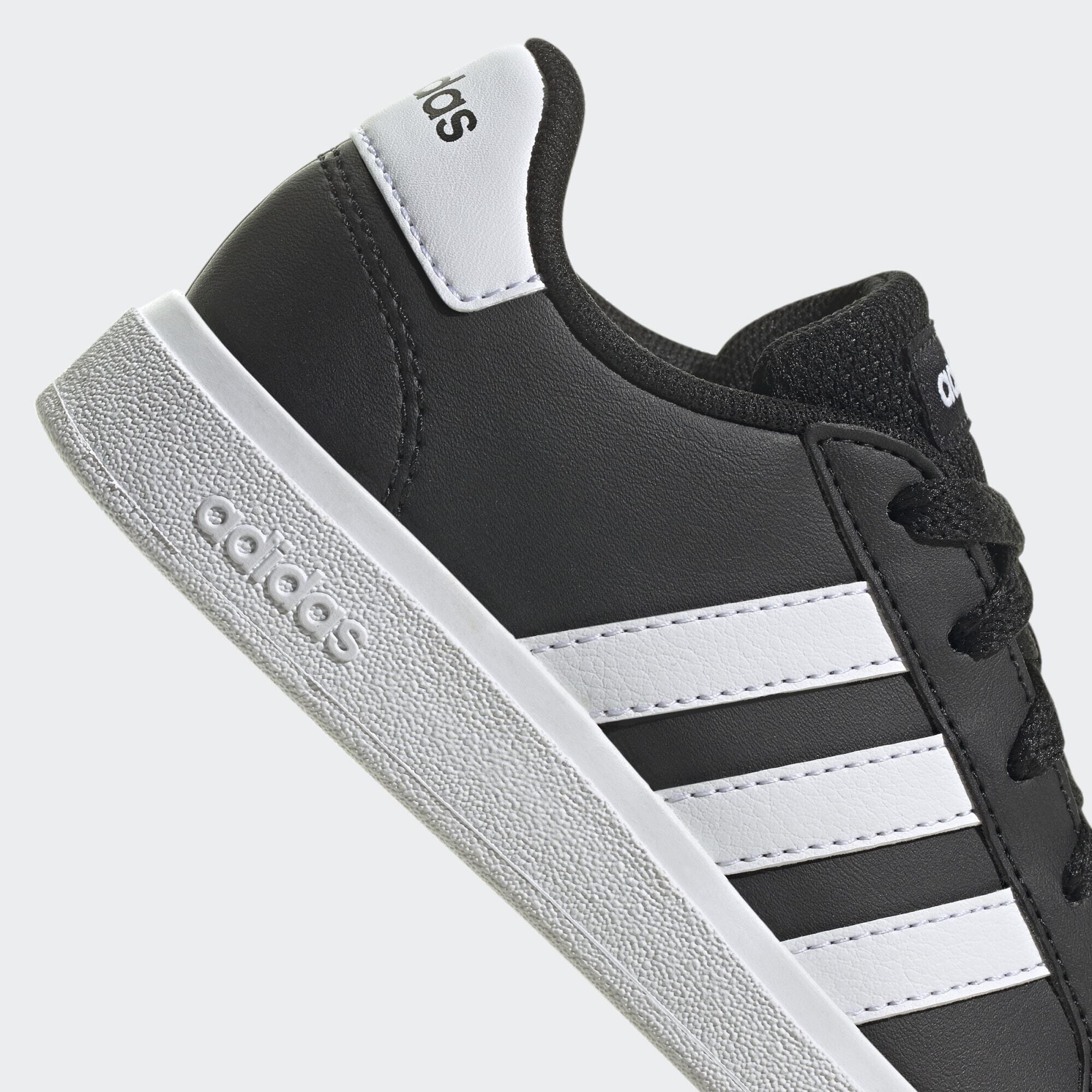 Zapatilla Grand Court Lifestyle Tennis Lace-Up 7/15