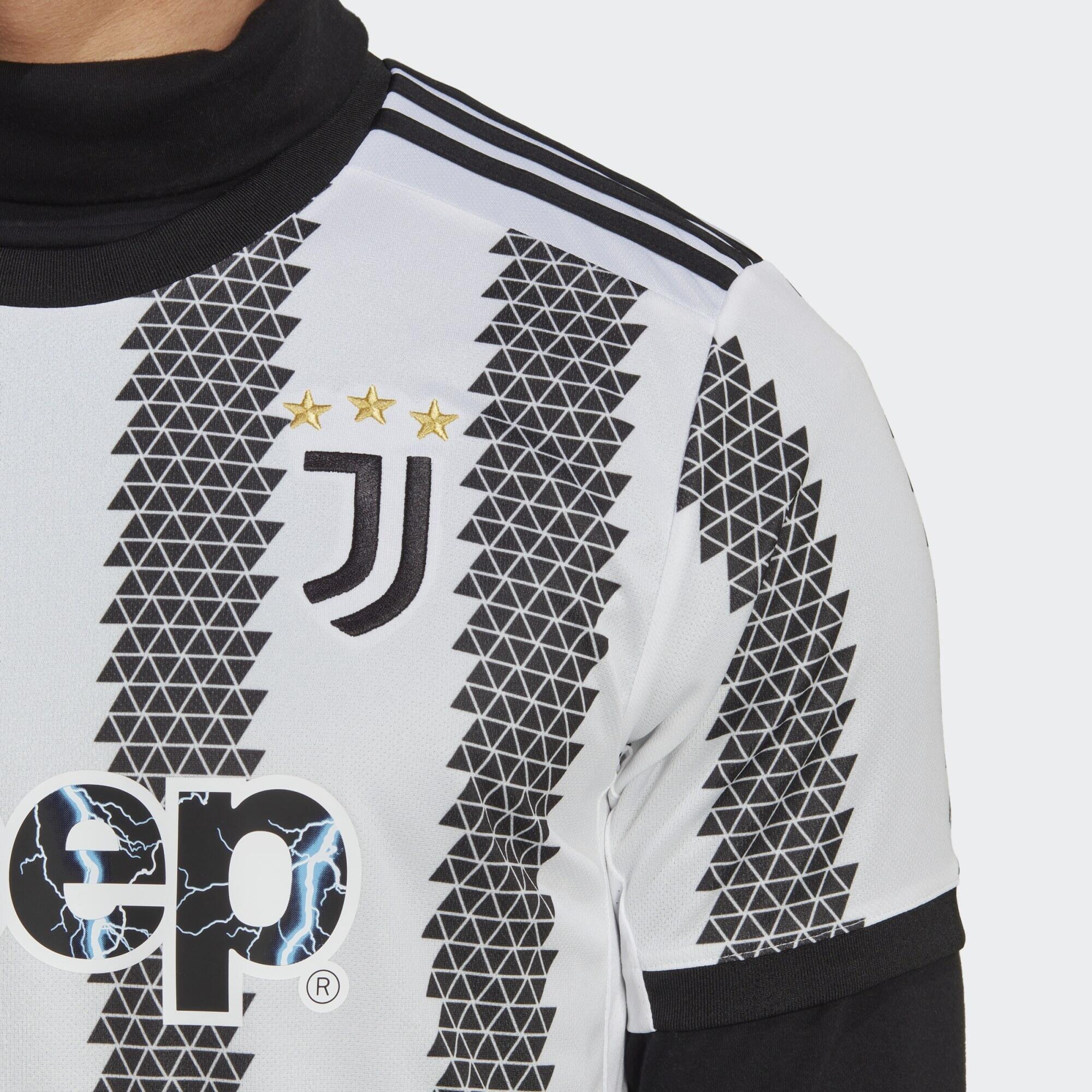 Juventus Turin 22/23 Heimtrikot 4/6