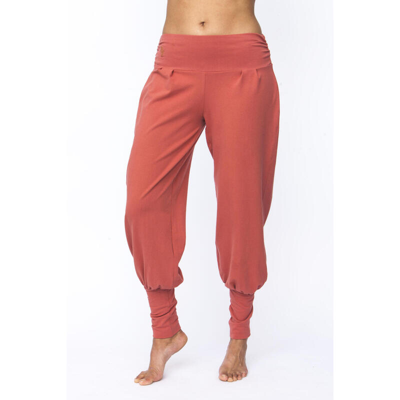 Dakini - Pantalon Aladdin ample confortable   - Indian Desert - rouge corail