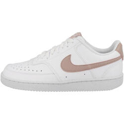 Baskets Nike Modèle Court Vision Low Be Couleur Beige