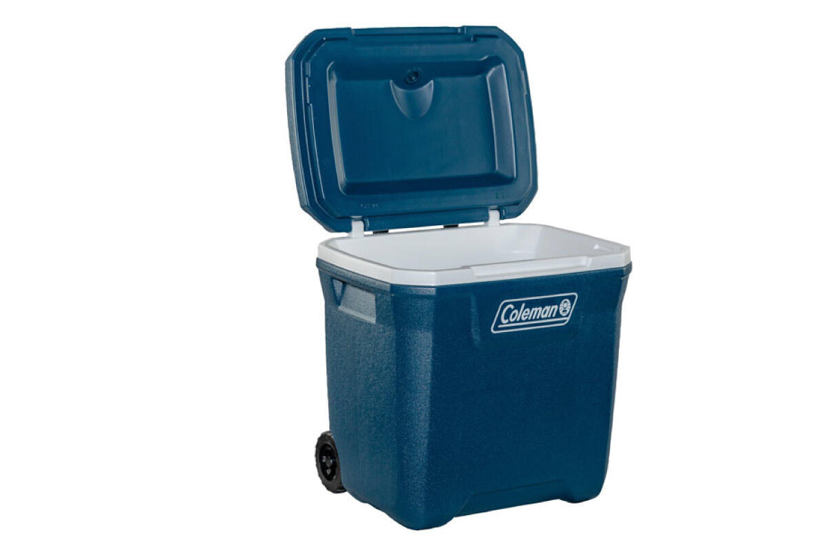 Coleman Xtreme Wheeled 28QT Cooler 3/5