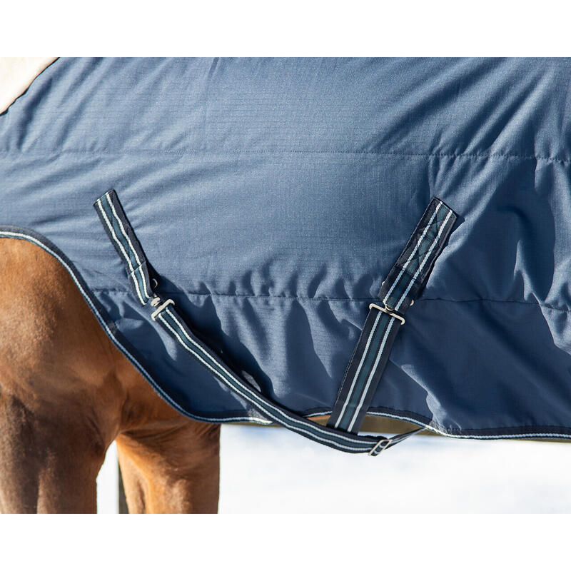 Couverture d'écurie pour cheval avec épaules coupées QHP 200 g