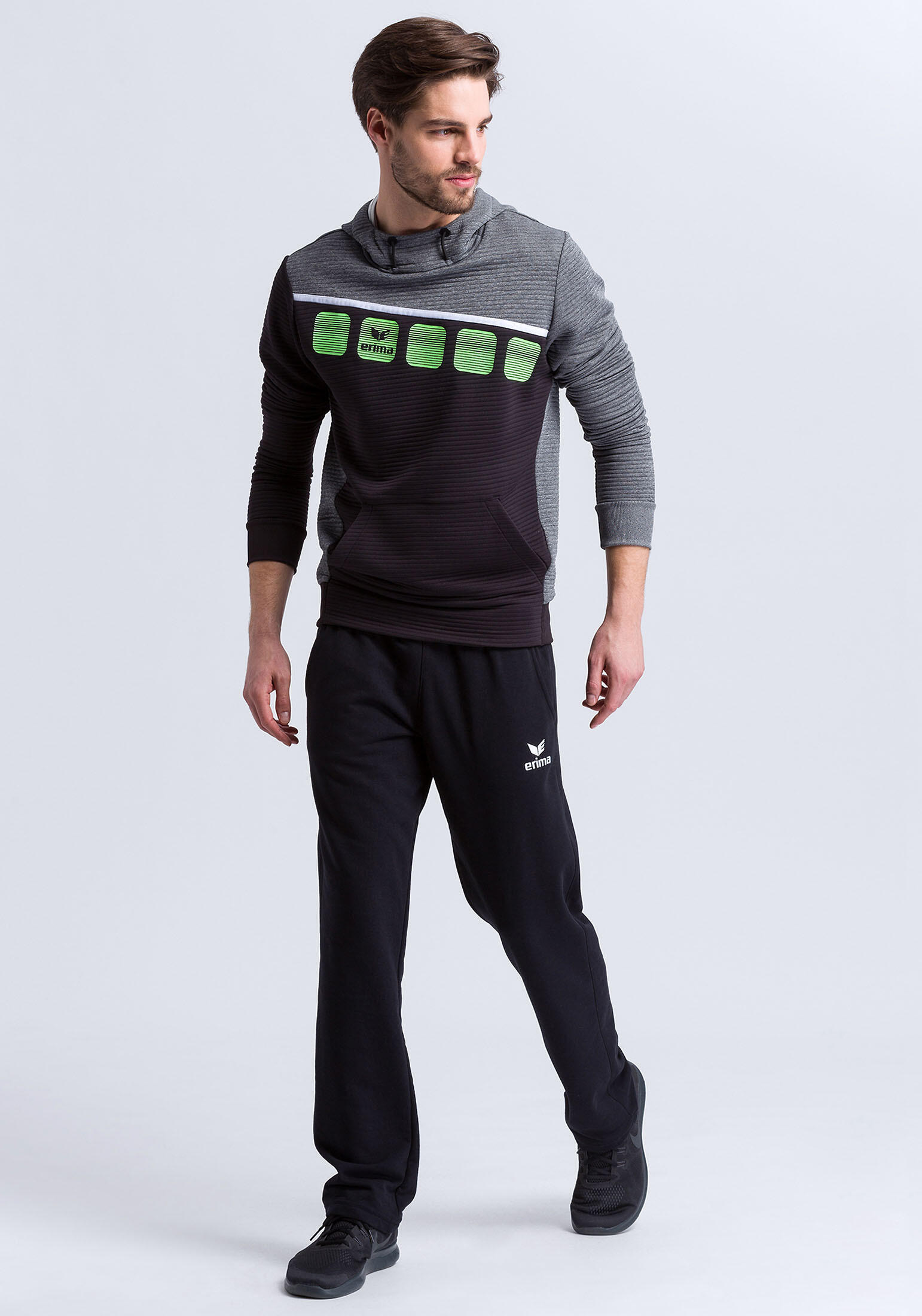Kapuzensweat 5-C 3/6