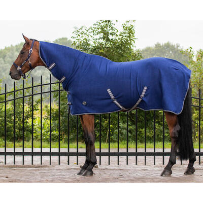 Fleece deken met nekkraag en banden q-essentials basic