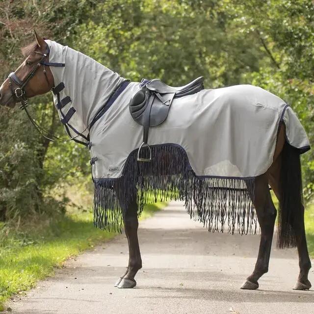 Fly Blanket With Bangs QHP
