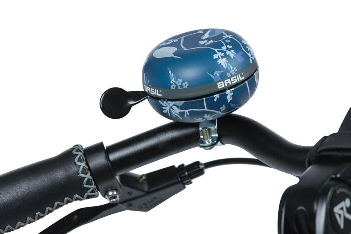 Basil Wanderlust Sonnette de Vélo - Indigo Bleu avec Motif d'Oiseau 2/3
