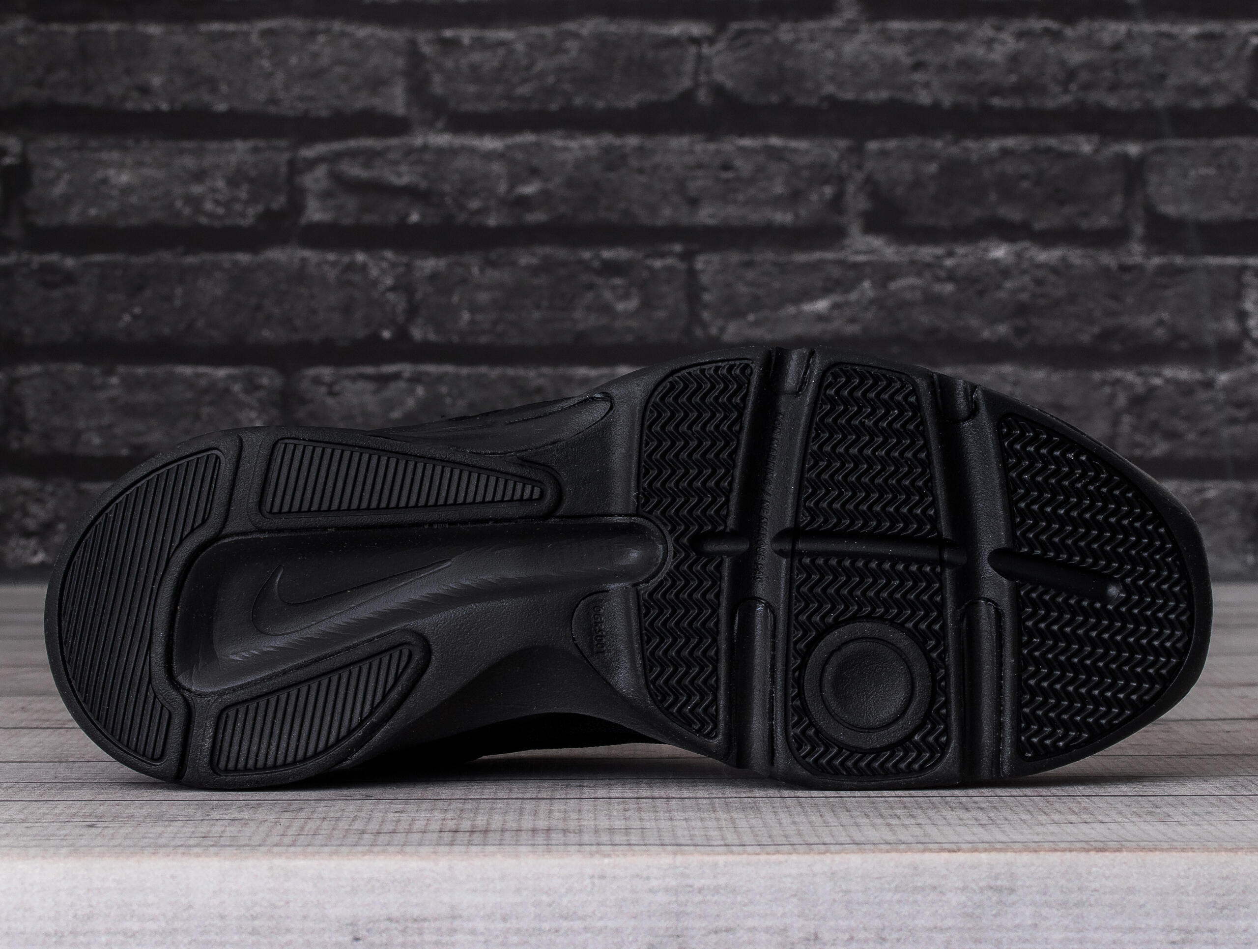 Scarpe Sportive Uomo Nike Defyallday 4/7