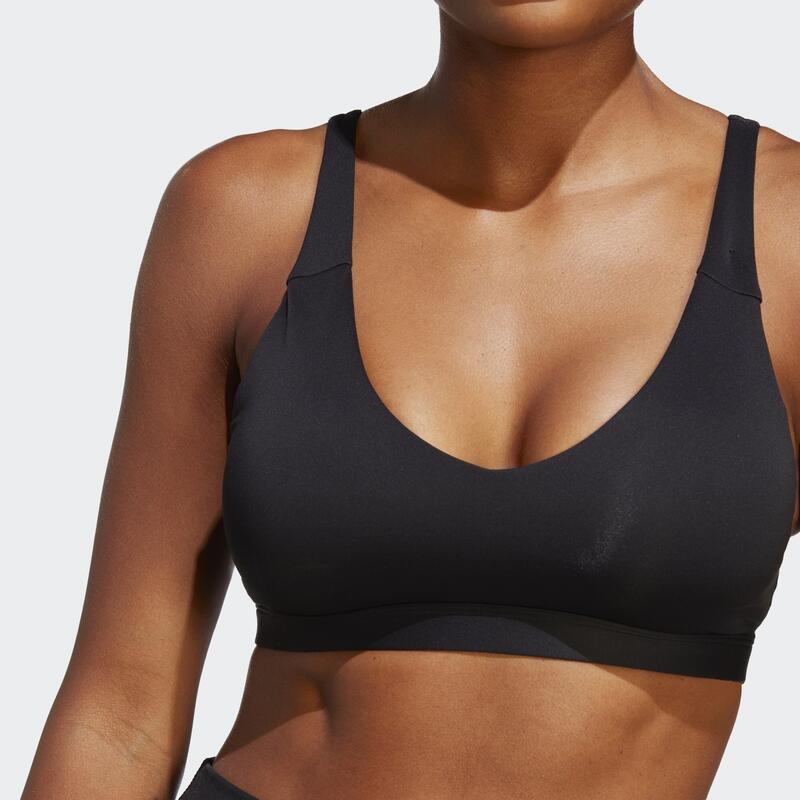 Brassière de training à maintien léger