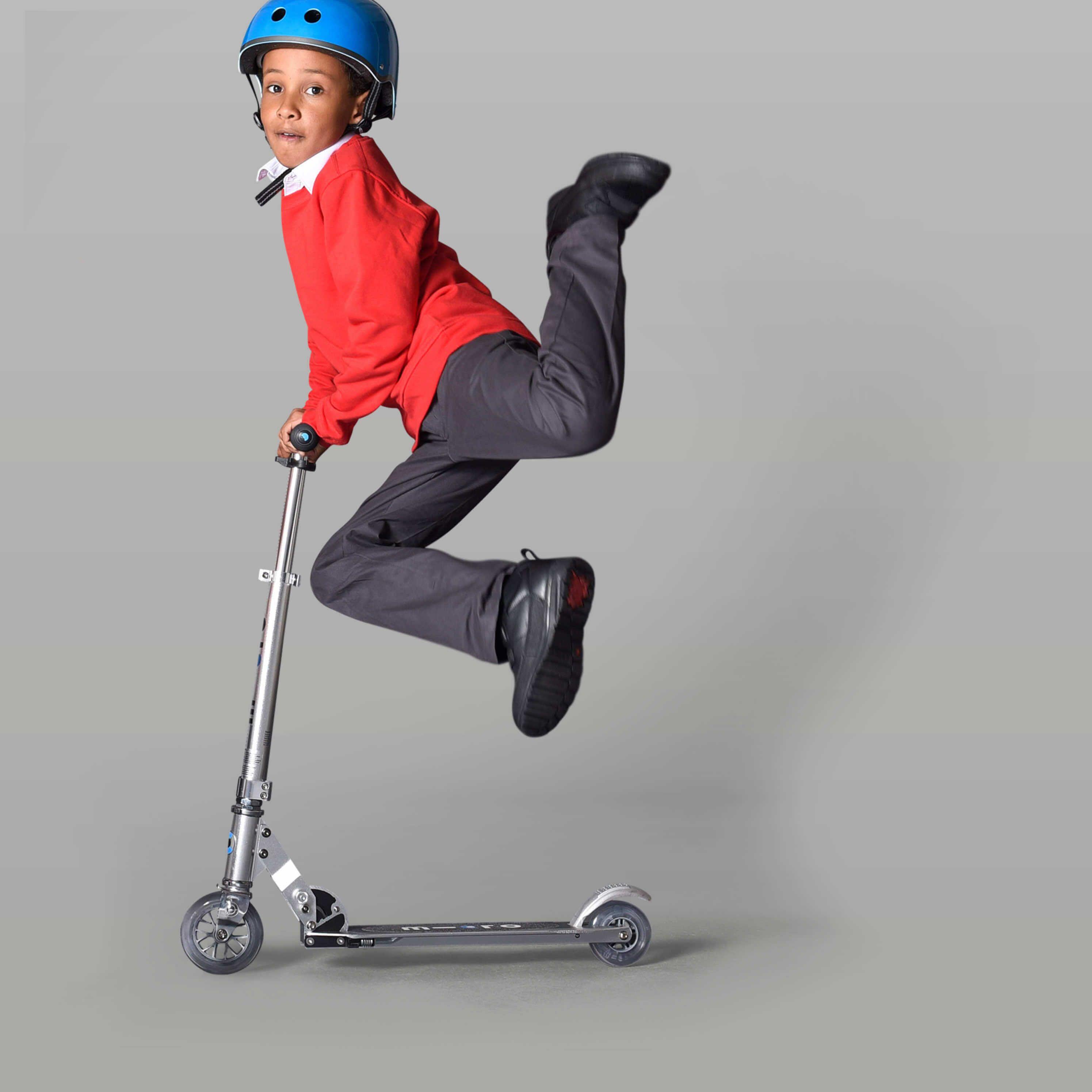 Trottinette Enfant Micro Sprite - 2 Roues LED - Pliable - Pour Enfants Dès 5 Ans - Poids Max 100kg