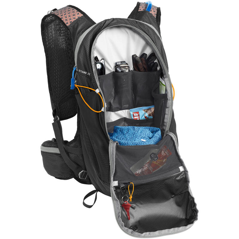 Rucsac Octane™ 22 Hydration Hiking Pack with Fusion™  Reservoir - Black/Apricot