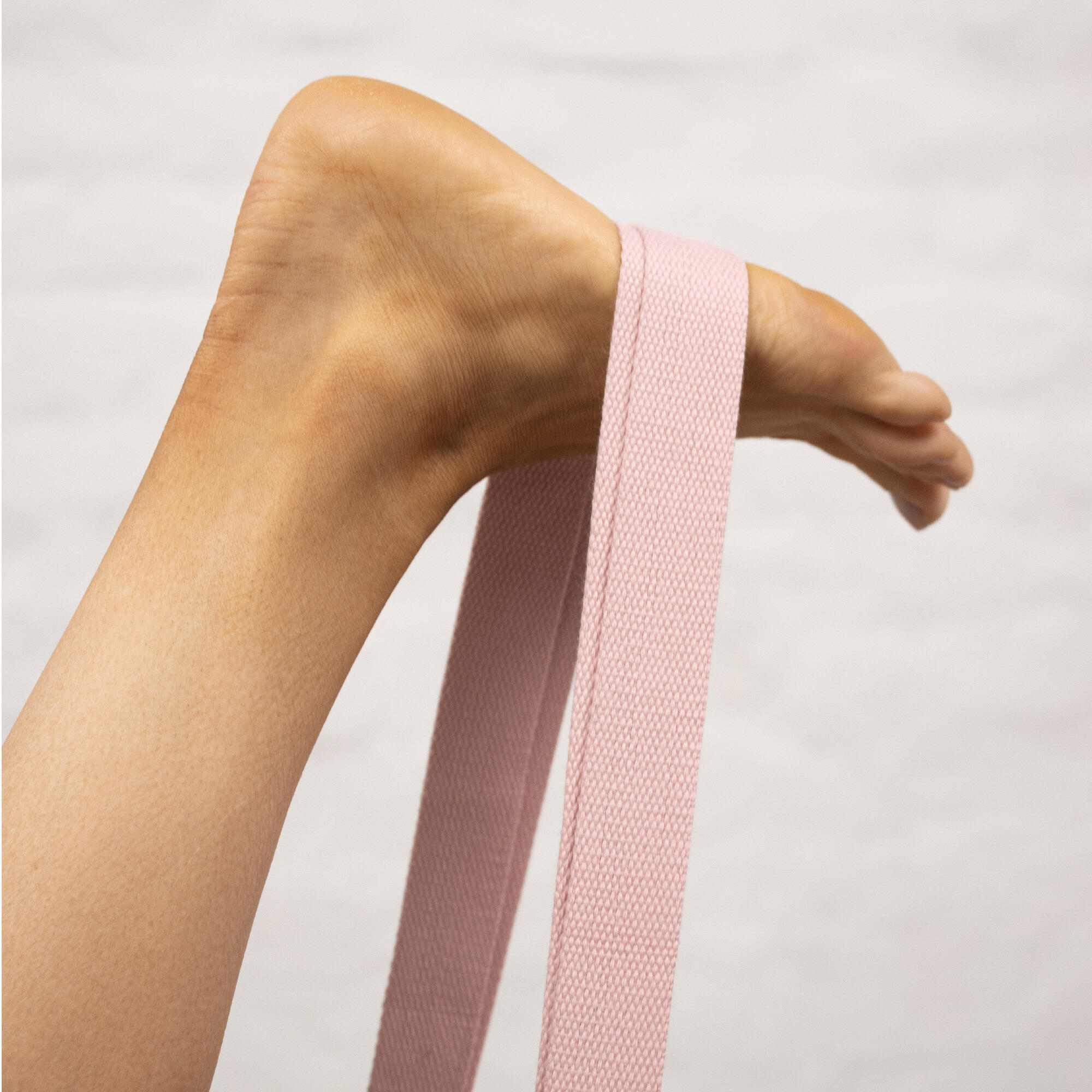 Komplettes Kork-Yoga-Set aus Kork-Yogamatte, 2x Kork-Blöcken und Yogagurt - Rosa 3/7