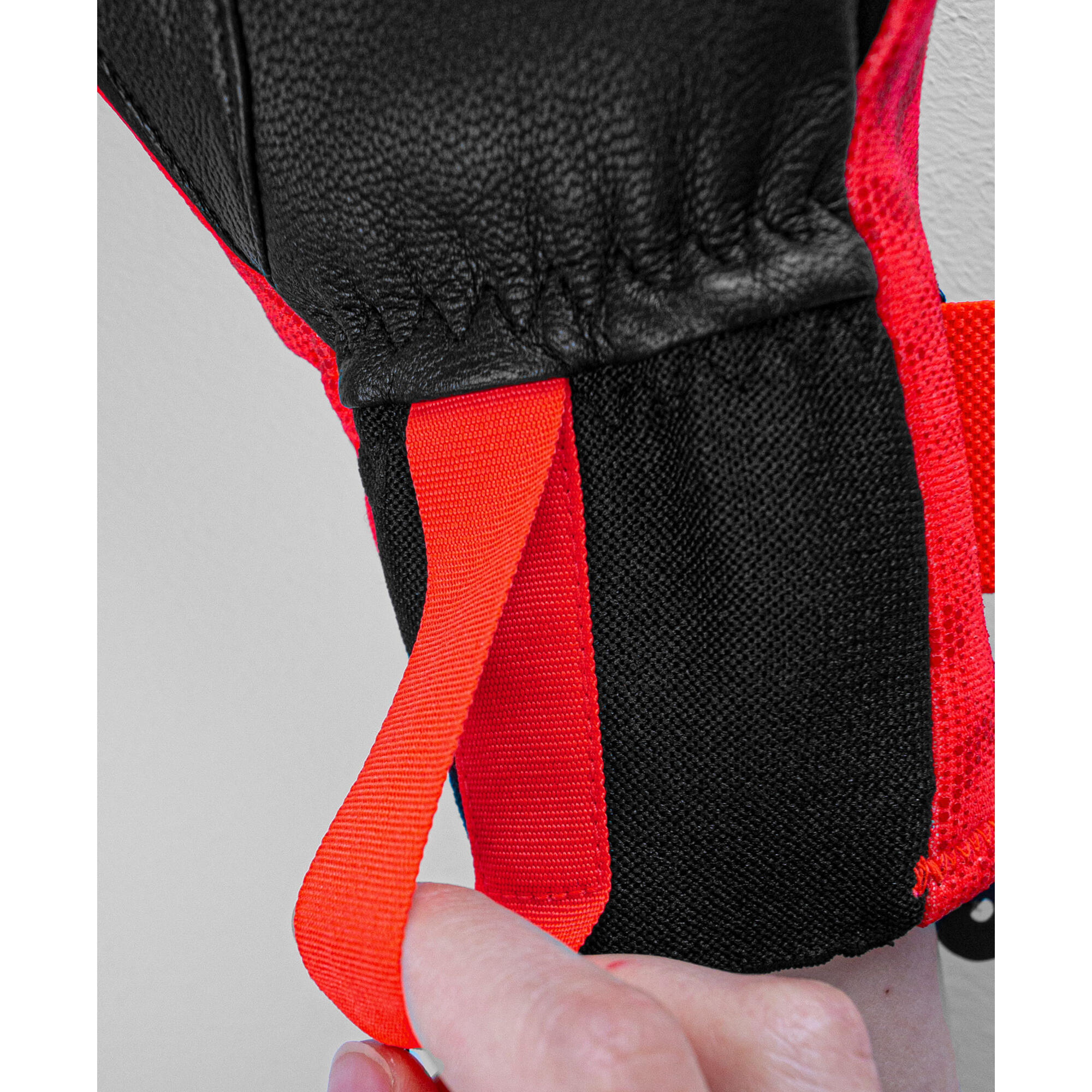 Fingerhandschuhe World Cup Warrior Neo 6/7