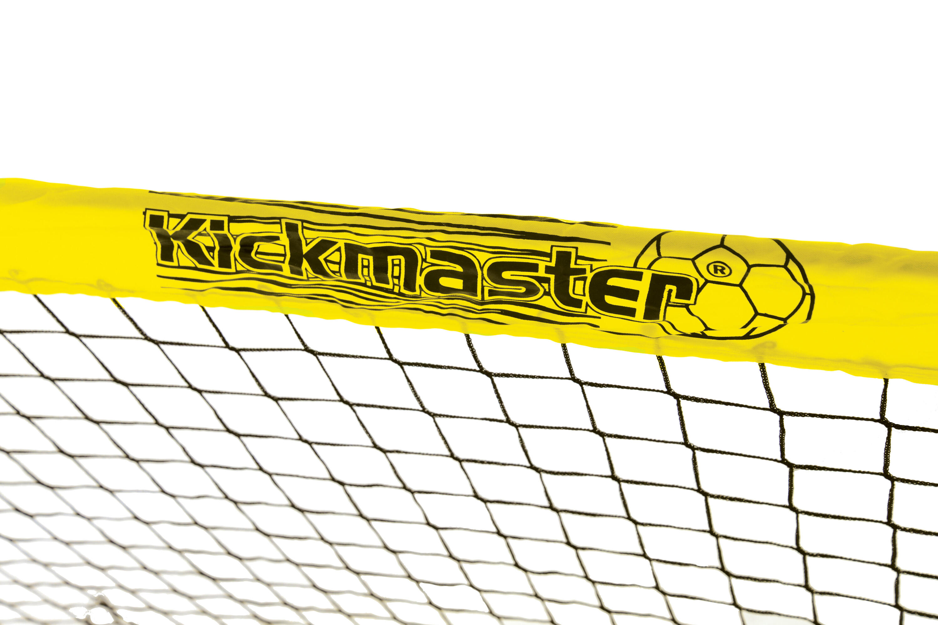 KICKMASTER Kickmaster Fibreglass Flexi Goal 8ft
