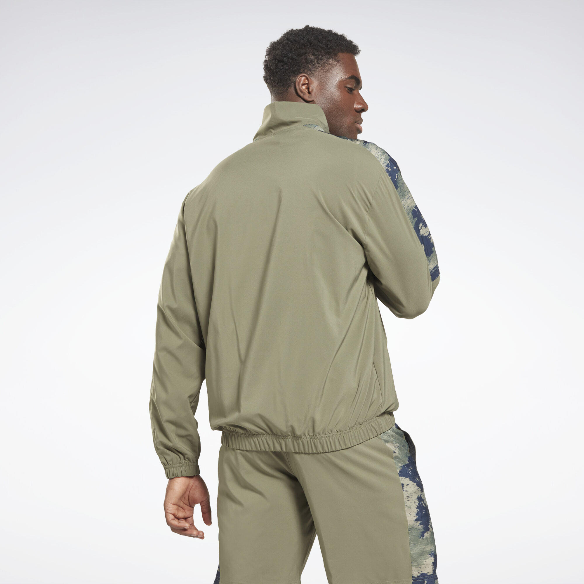 Training Camo 1/4 Zip Top 4/6