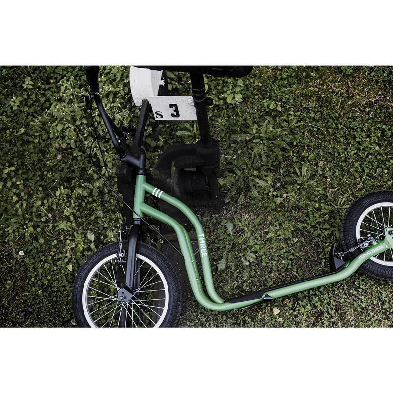 Scooter mit Lufträder  Three   Weiss