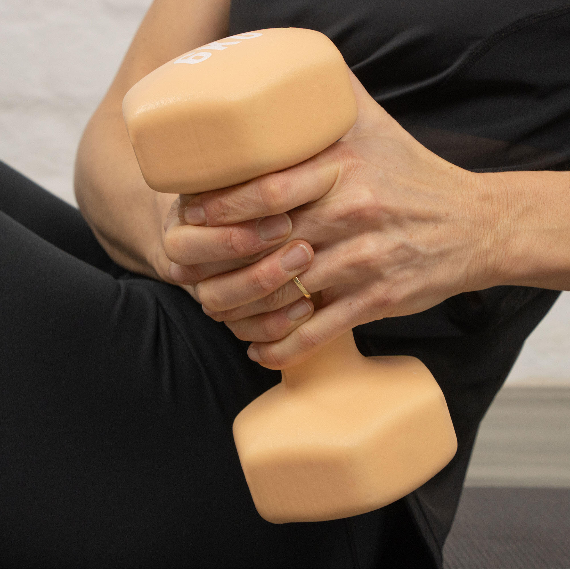 Hexagonal Dumbbell - 6kg Pair 5/7