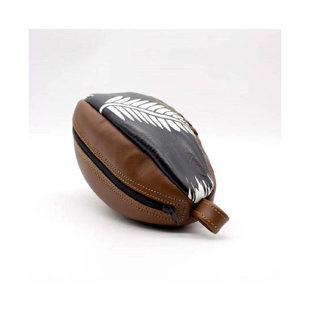 ALL SPORT VINTAGE - Trousse De Toilette  Rugby - Fougère de la Nouvelle-Zélande. 2/2