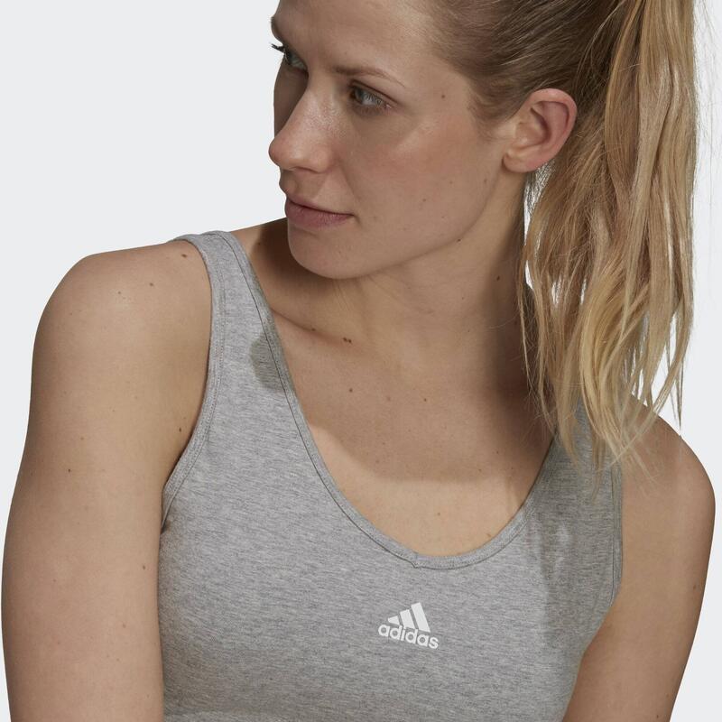 Top corto Essentials 3-Stripes With Removable Pads