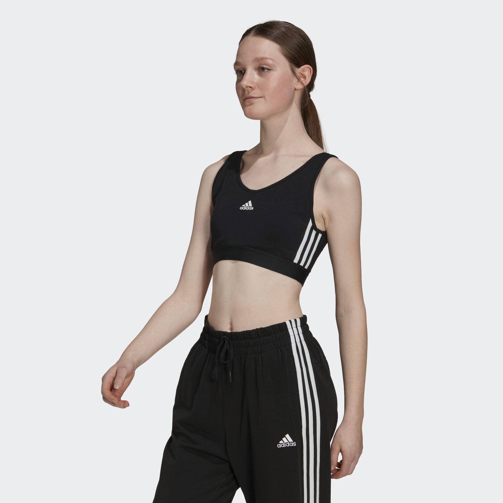 Essentials 3-Stripes Crop Top With Removable Pads 1/5