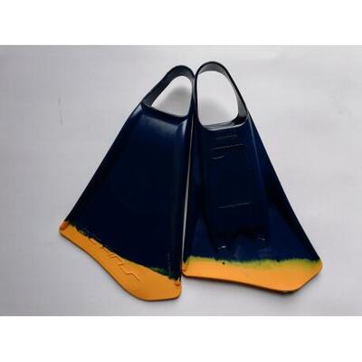 Gt fins mega blue ml ontworpen door guilherme tamega