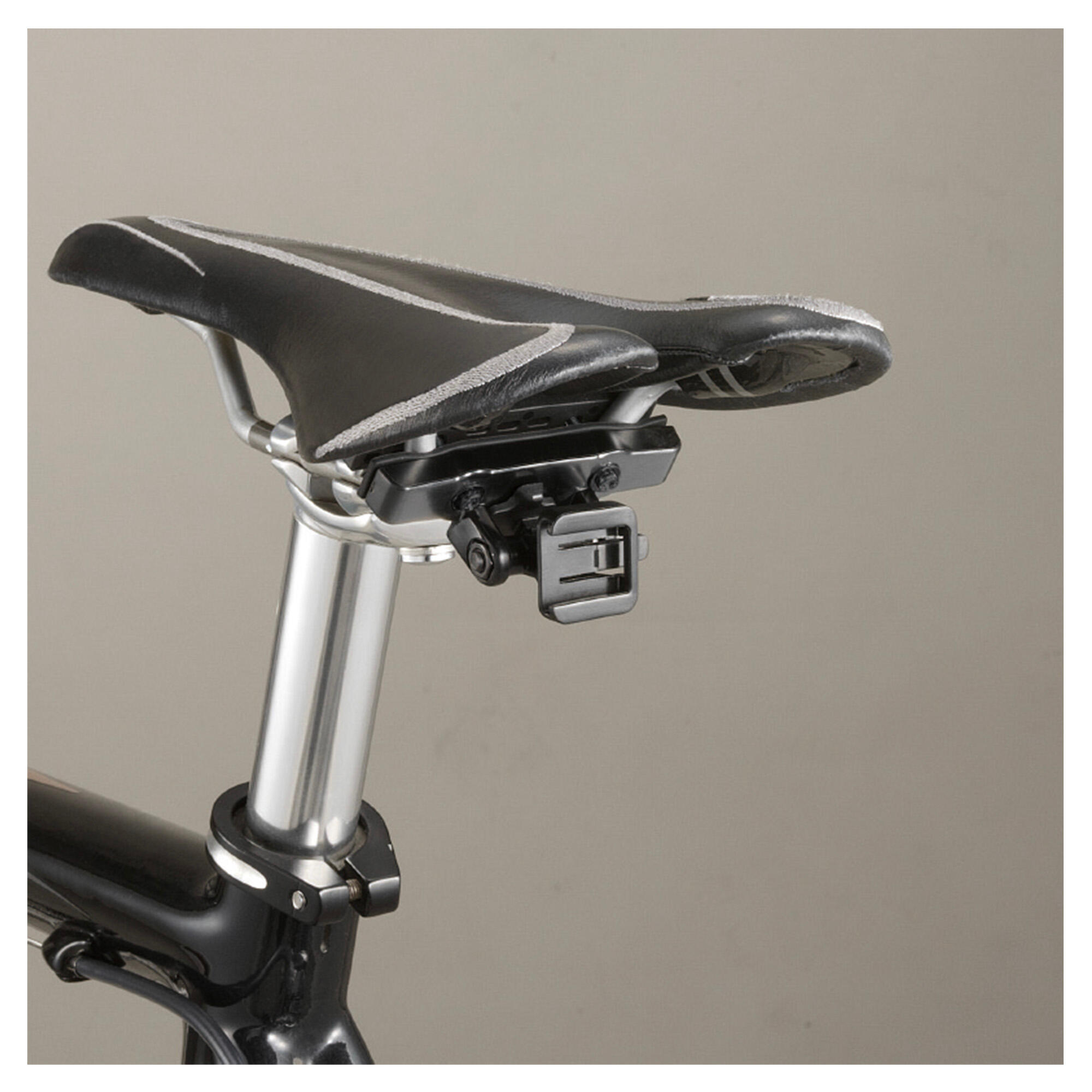 CatEye Rapid X Series Aero Seatpost Rubber Base 3/3
