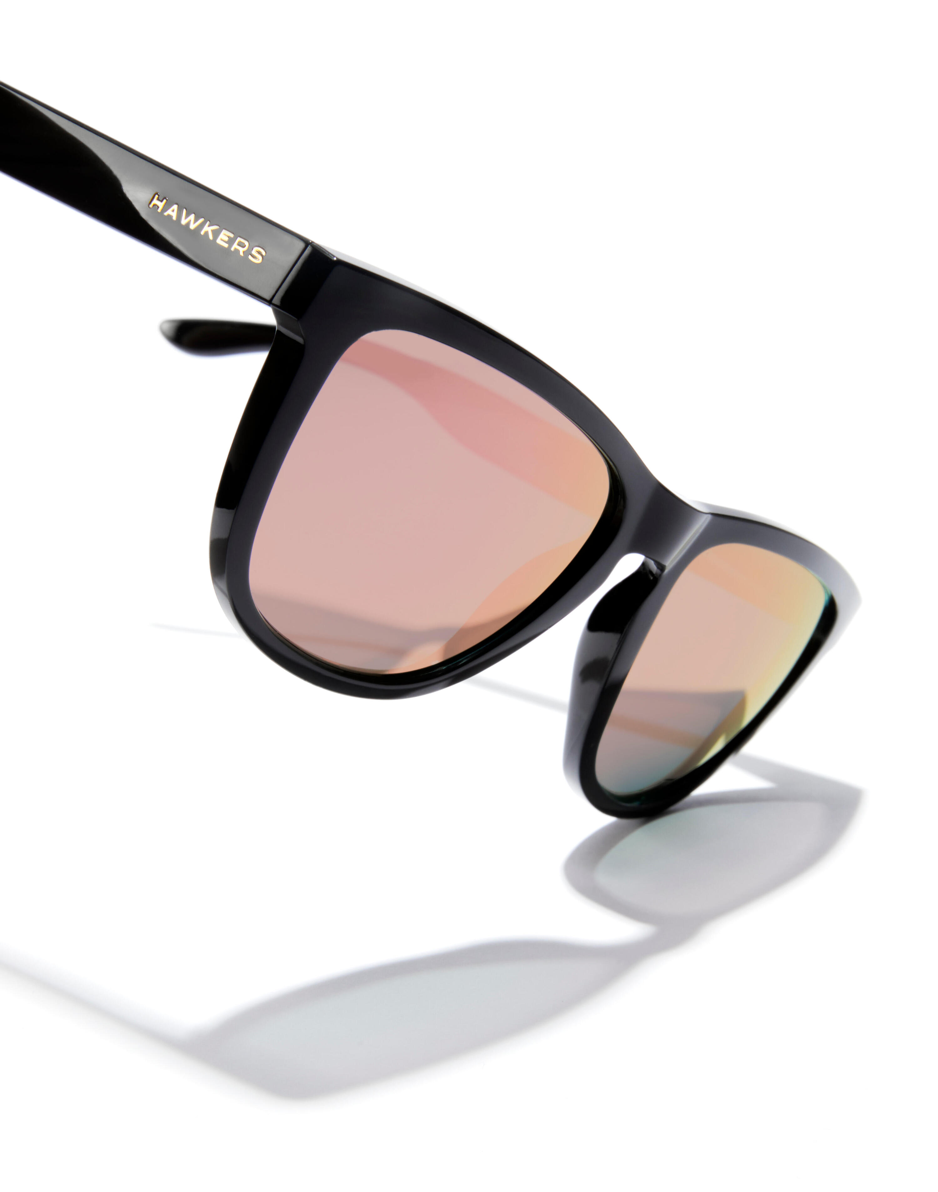 HAWKERS Zonnebrillen voor mannen en vrouwen POLARIZED BLACK ROSE GOLD ONE RAW 4/8