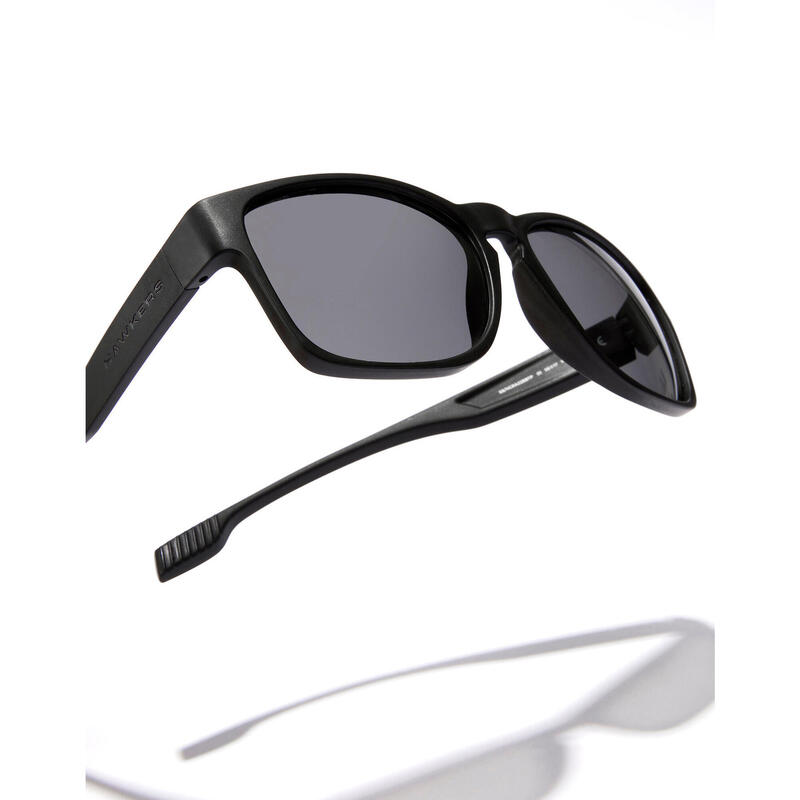 Óculos de sol para homens e mulheres POLARIZED BLACK - CORE Raw