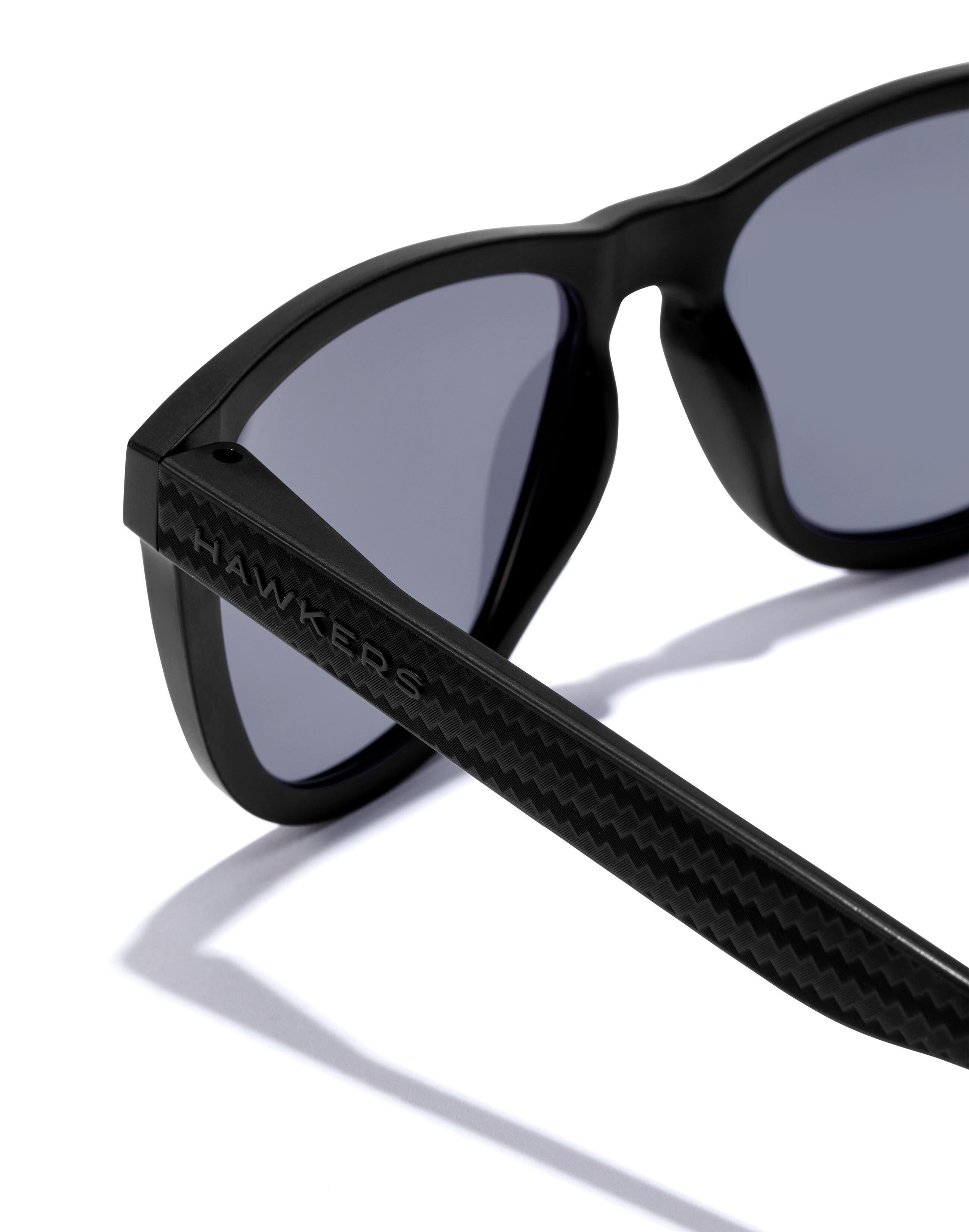 HAWKERS - Lunettes de Soleil Homme et Femme POLARIZED DARK - ONE CARBON FIBER 4/7