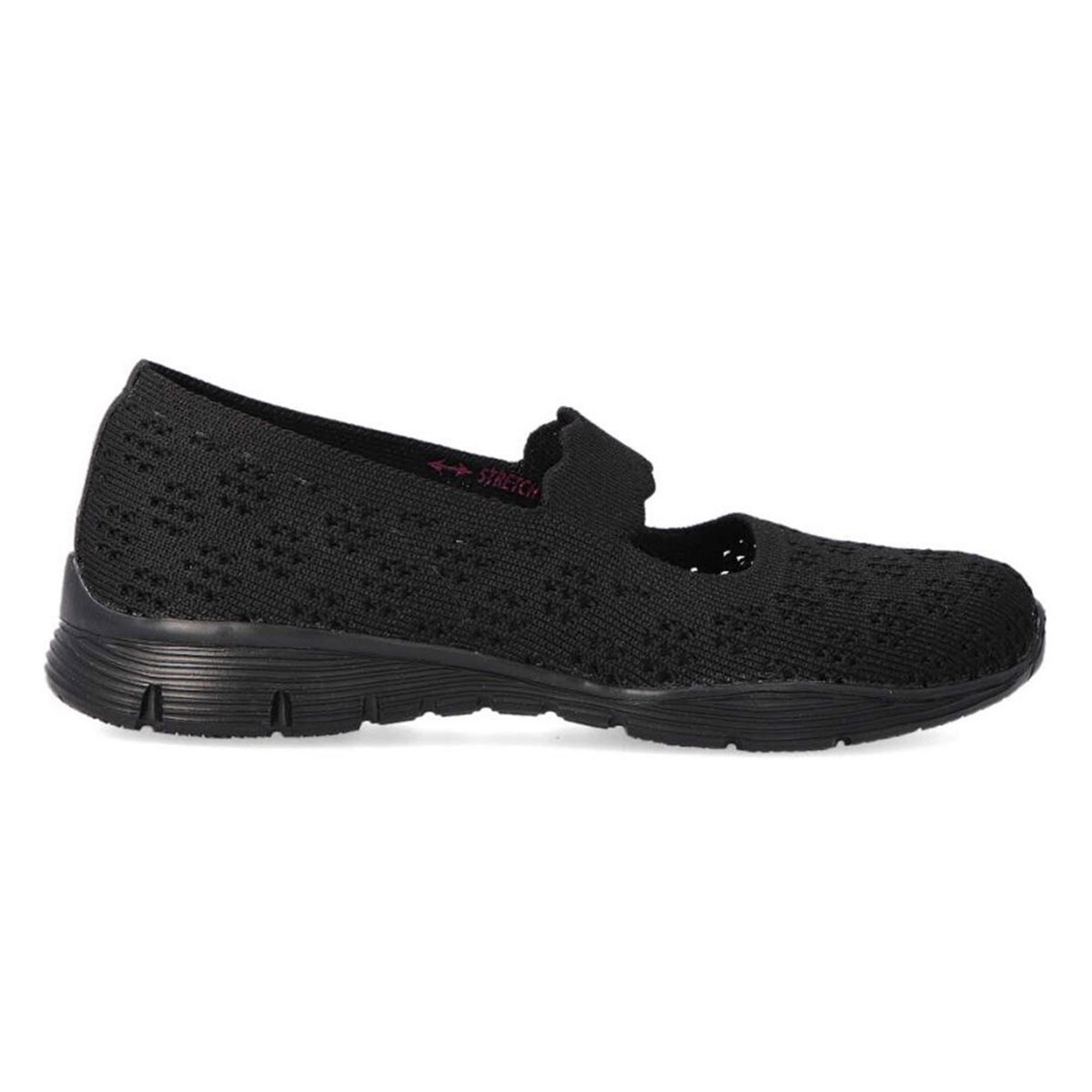 SKECHERS picture
