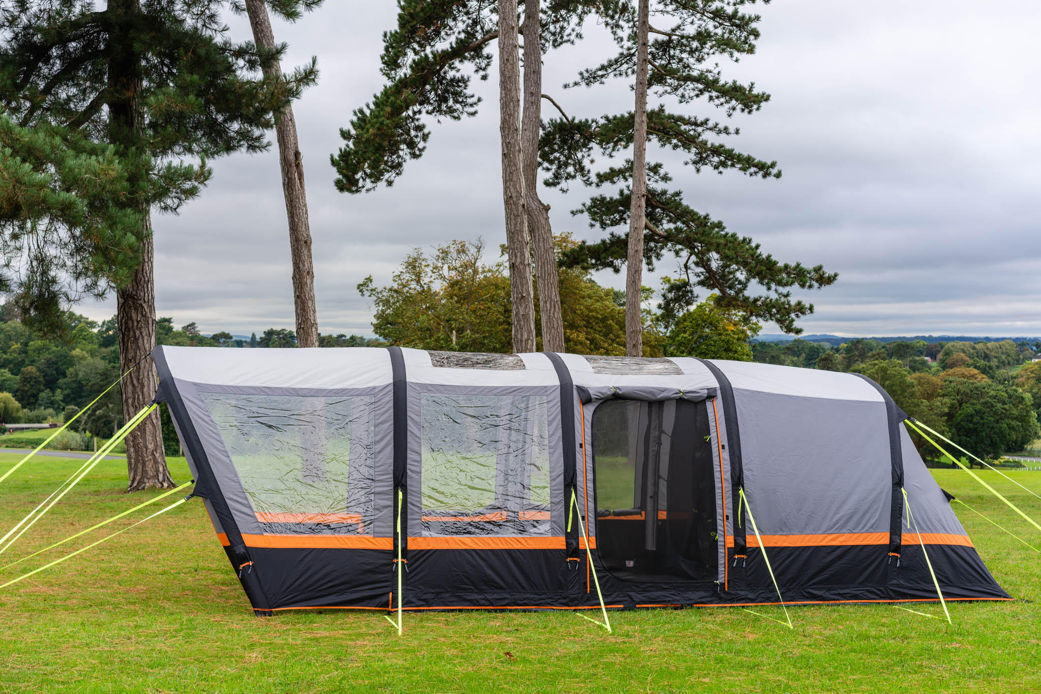 OLPRO Blakedown Breeze 4 Berth Inflatable Tent 4/7