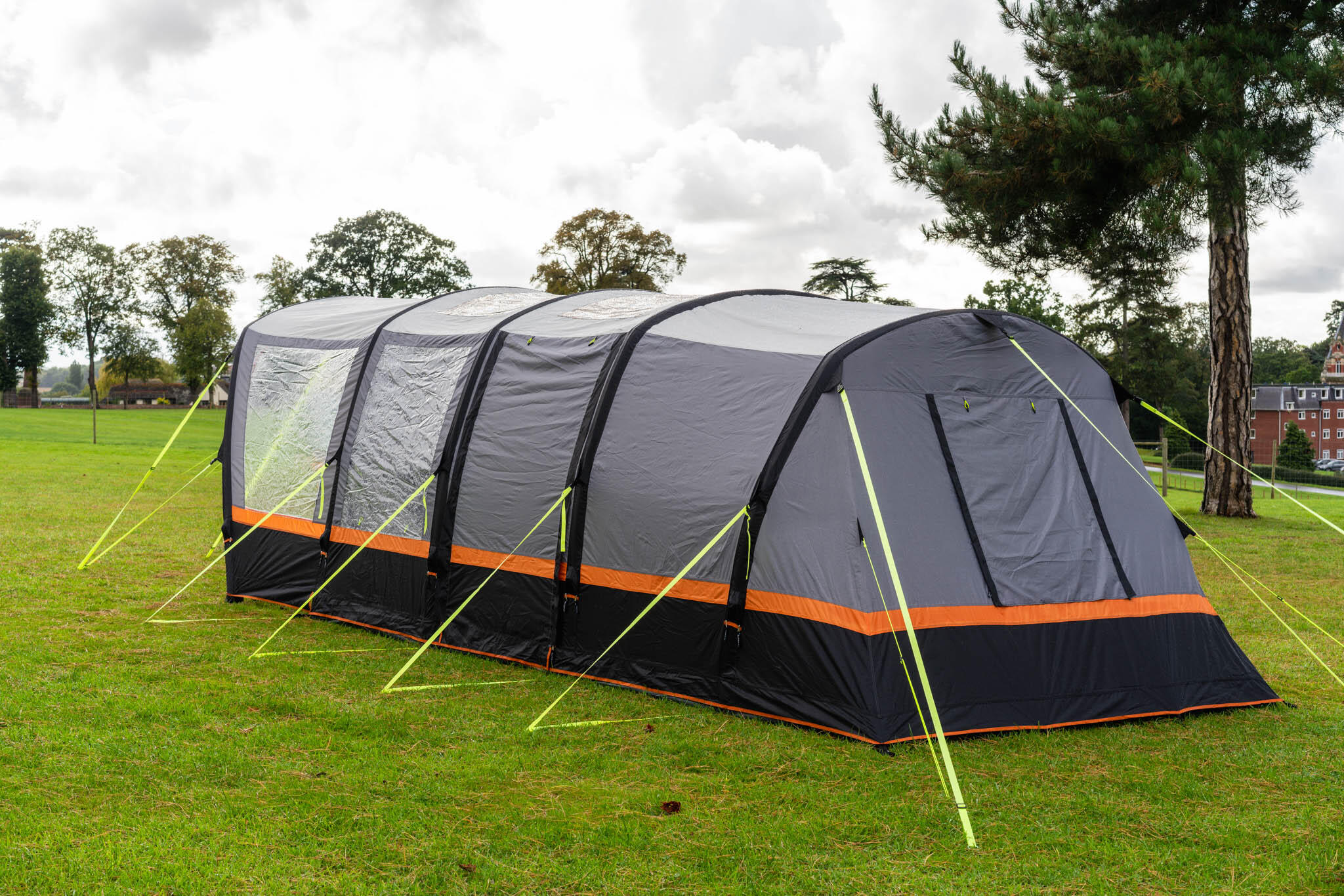 OLPRO Blakedown Breeze 4 Berth Inflatable Tent 6/7