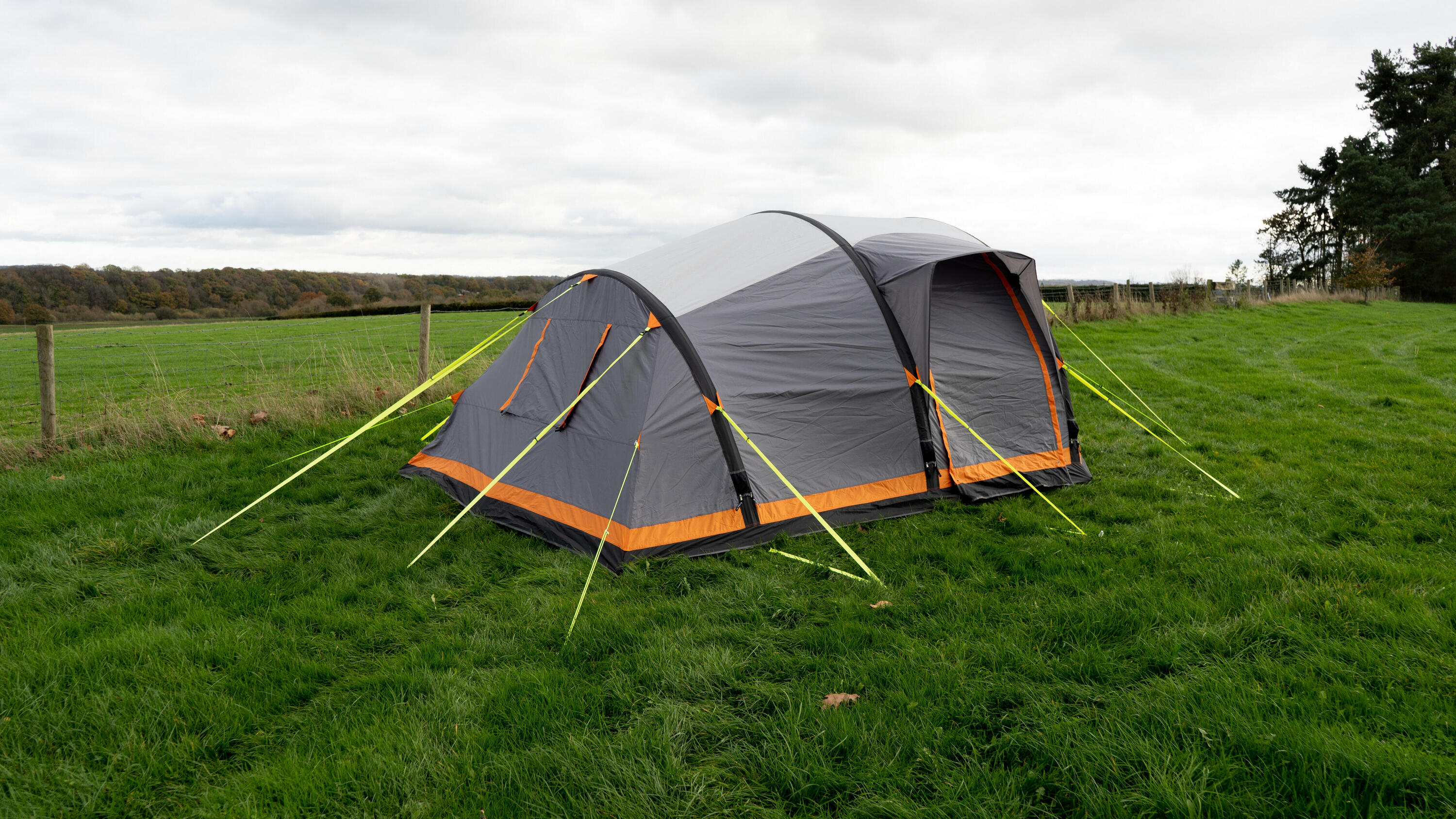 OLPRO Abberley XL Breeze 4 Berth Inflatable Tent 4/8