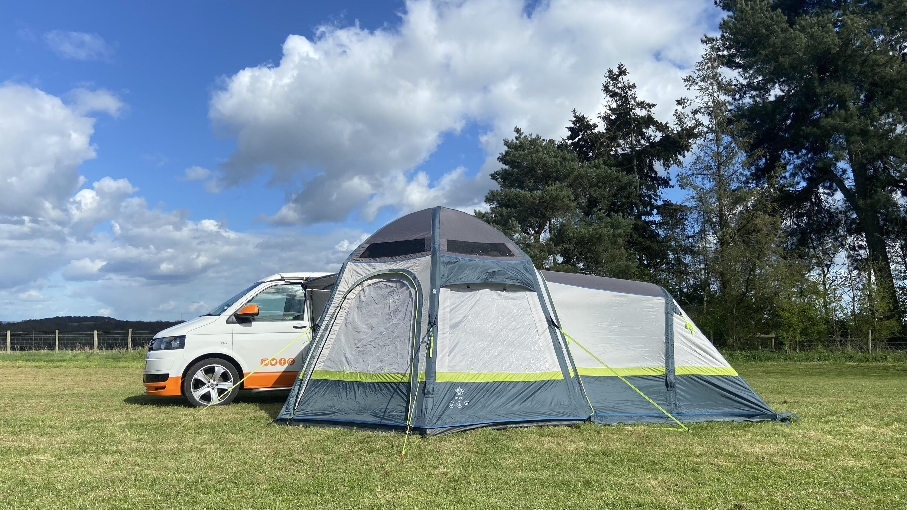 OLPRO Hive Breeze - Inflatable Campervan Awning (With Sleeping Pod) 3/7