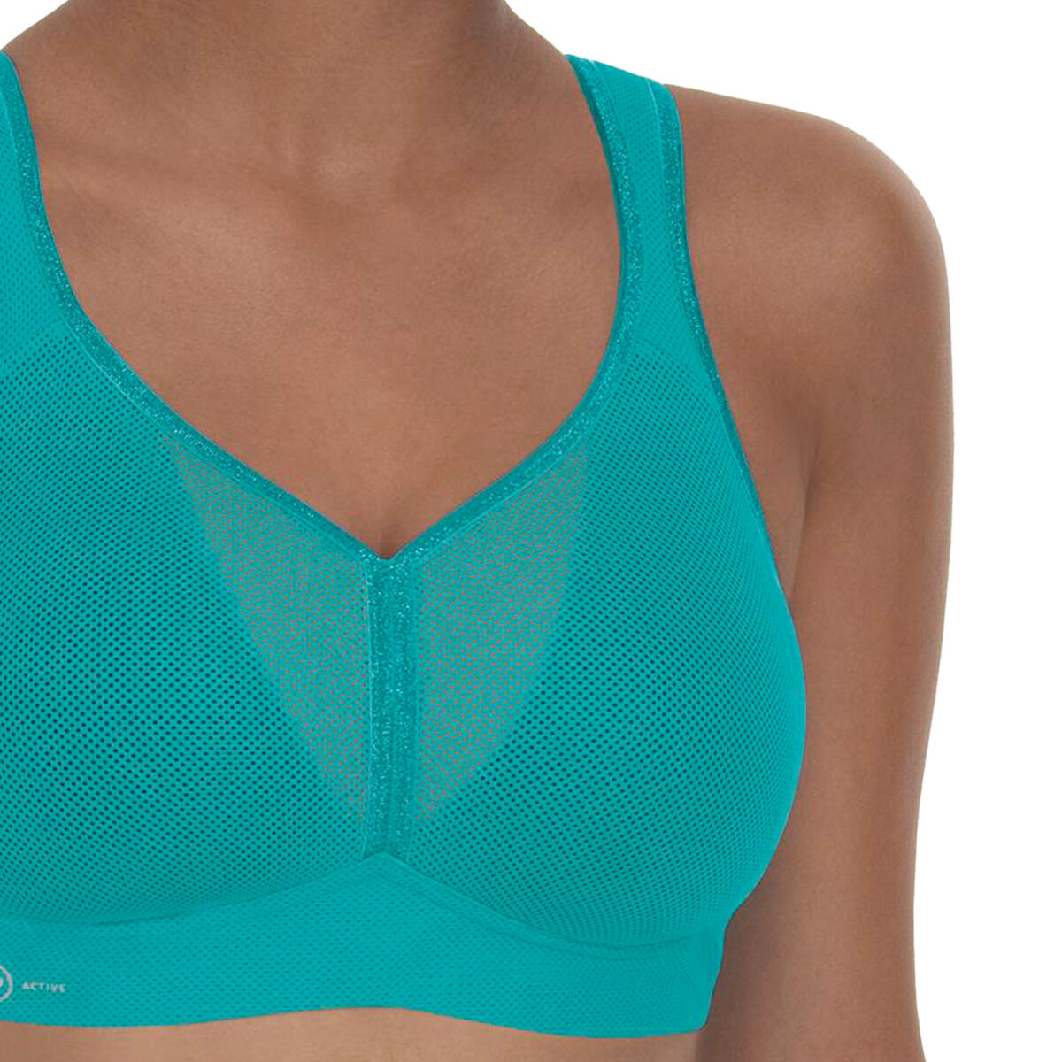 Air Control sports bra with Delta Pad