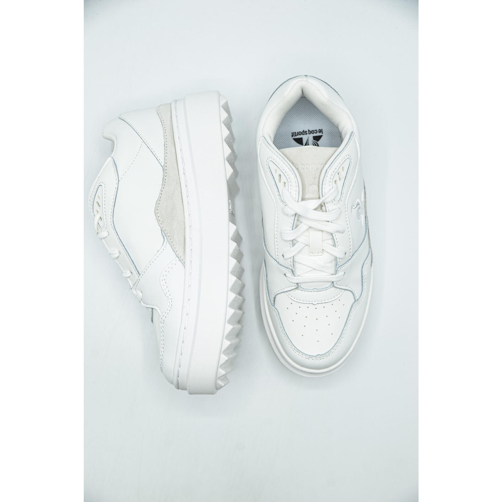 Baskets Le Coq Sportif LCS T2000, Blanc, Femmes 2/5