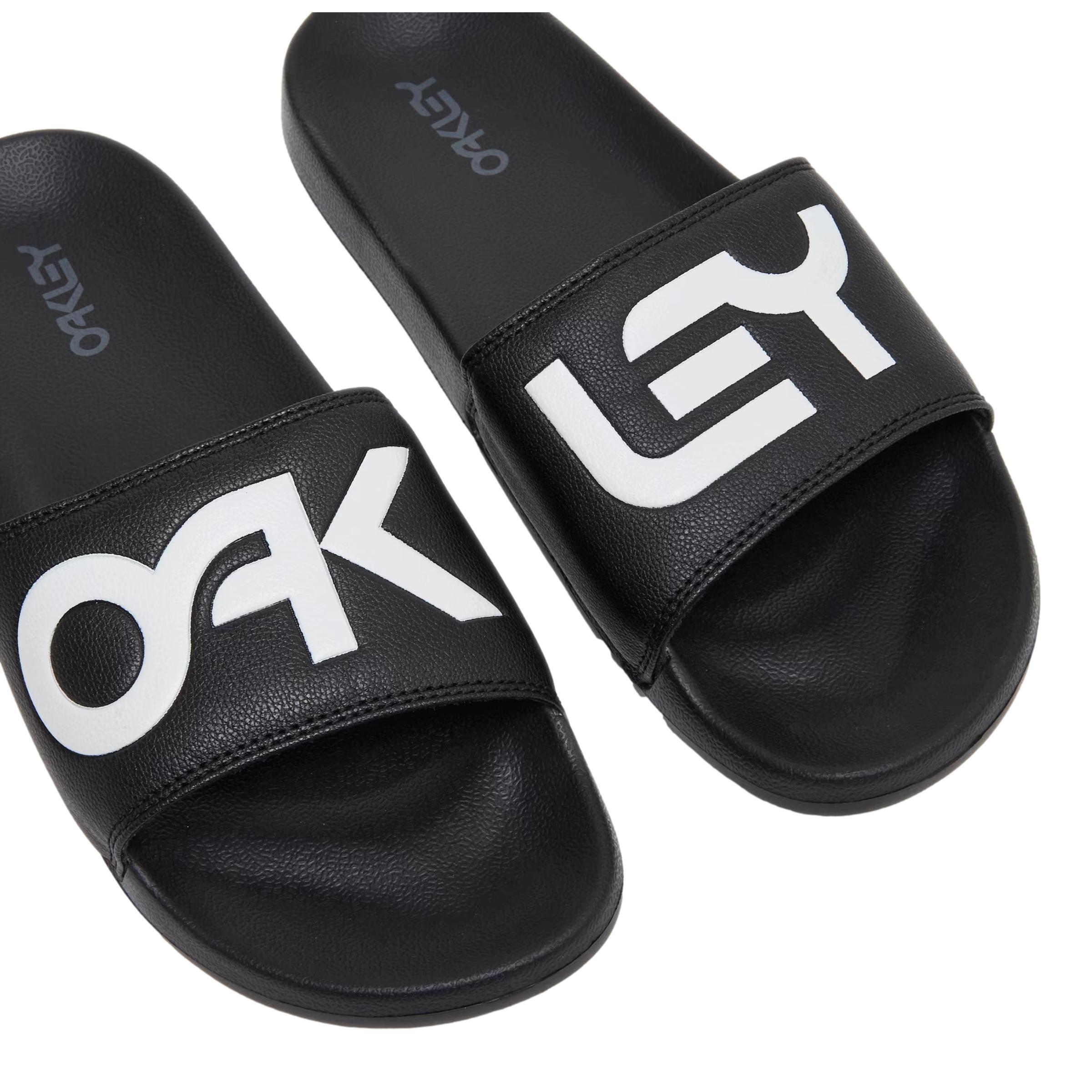 Chanclas Oakley modelo FOF100424-02E para hombre 6/7