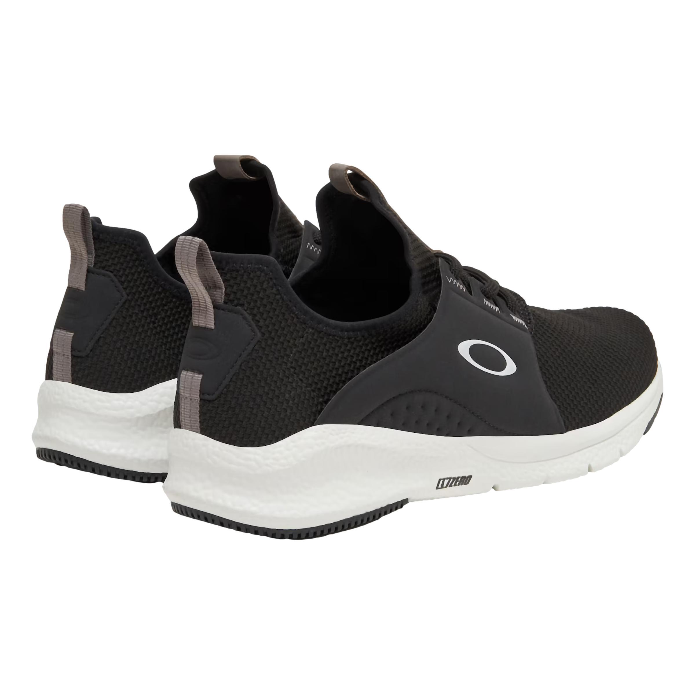 Buty Sportowe Turystyczne Męskie Oakley Dry 5/6