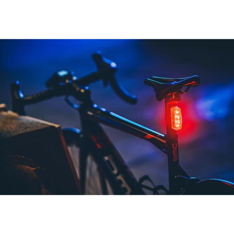 Feu arrière de vélo Ravemen TR100 rechargeable par USB - 100 lumens