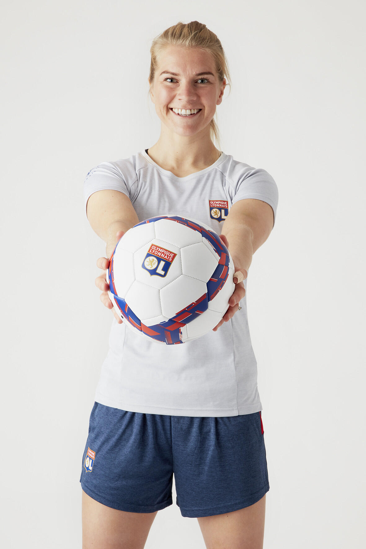 Globo de fútboll de l'Olympique Lyonnais 2022/2023 5/5