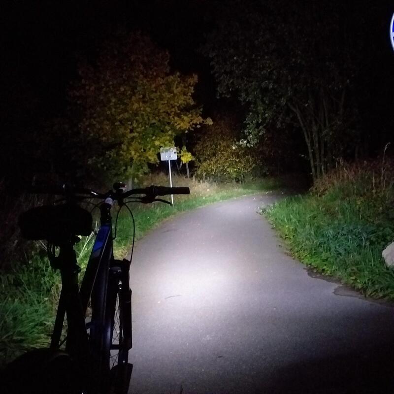 Feux pour vélo Feu avant blanc et feu arrière rouge 880 lumens