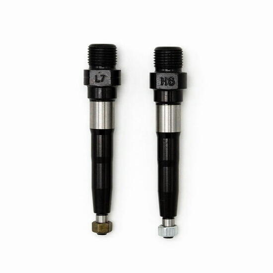 Jeu d'axes et d'écrous pour pédales Belter