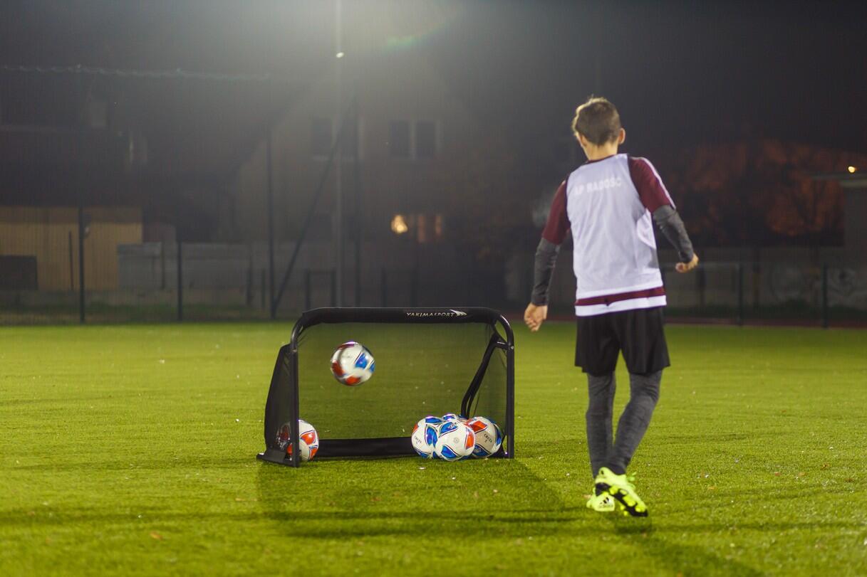 YAKIMASPORT Fußballtor 120 x 80 cm 5/7