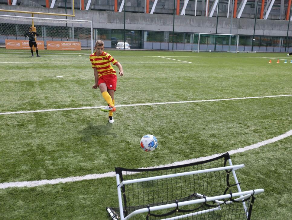Soccer wave, rebounder, ścianka do odbijania 4/7