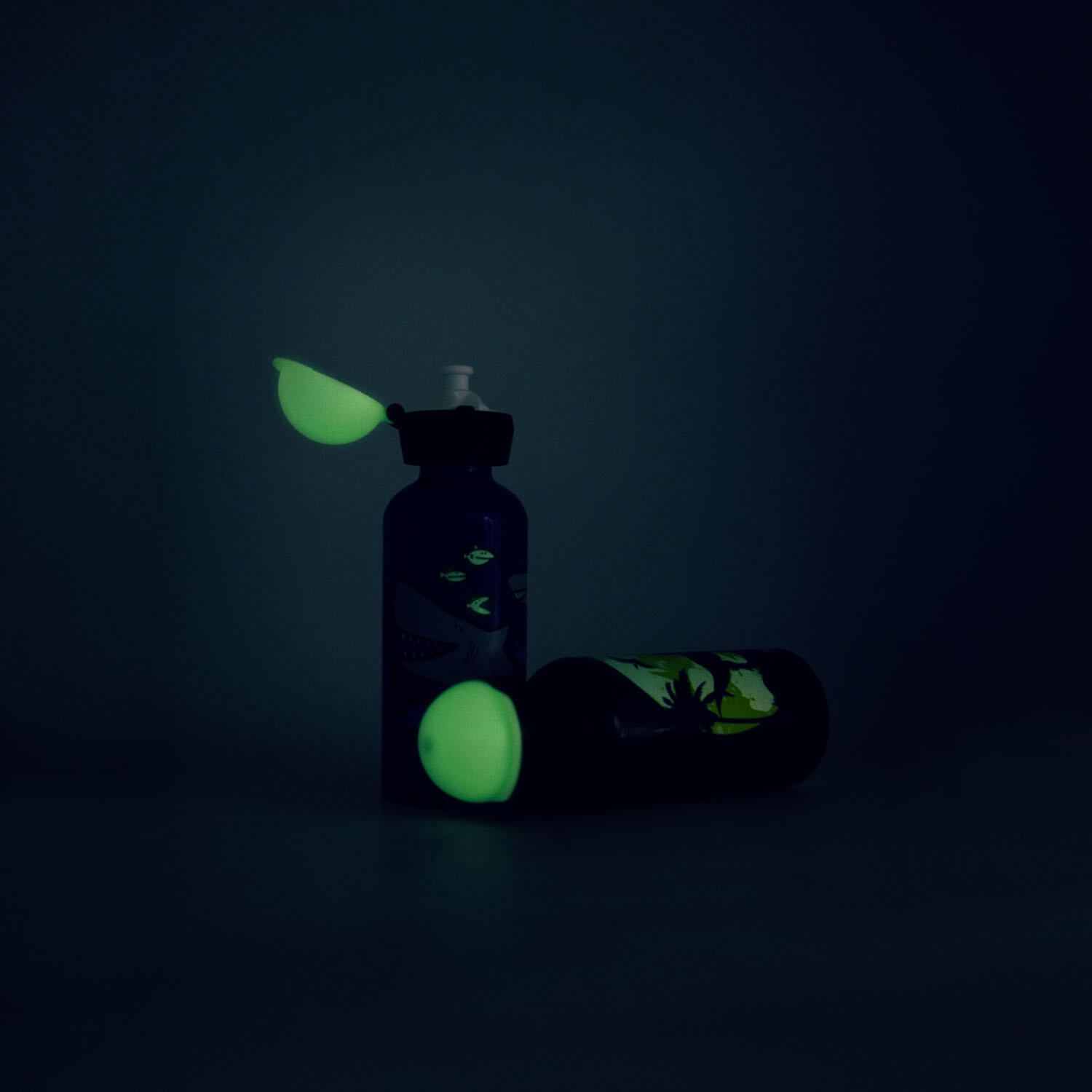 Trinkflasche für Kinder "Moon Dinos Glow In The Dark" 400ml SIGG 3/4