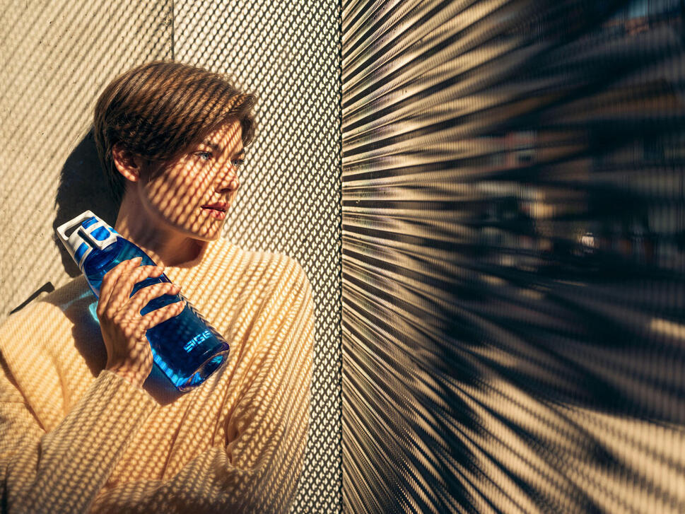 Bidon butelka na wodę tritanowa Total Color 1L