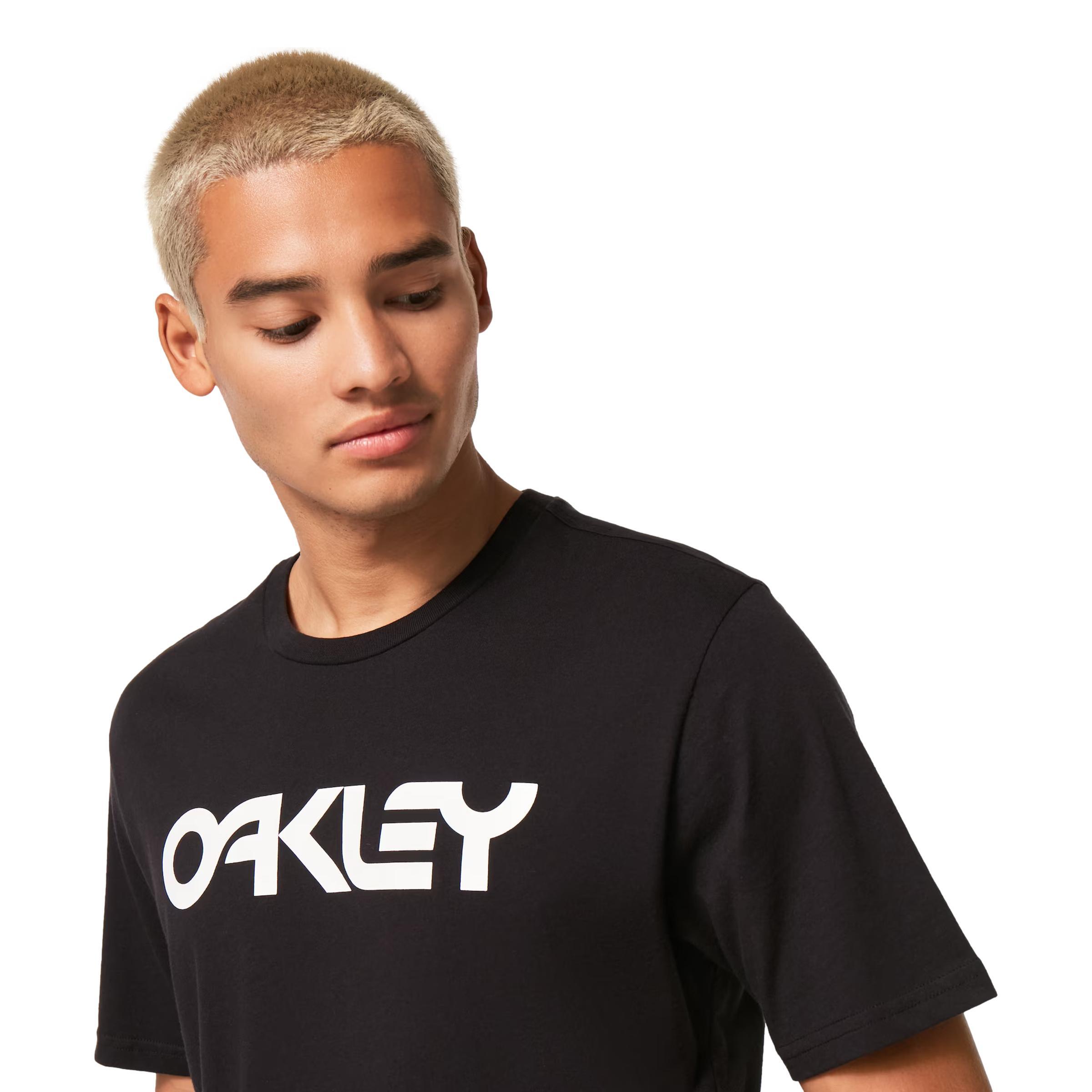 Camiseta de manga corta Oakley modelo FOA404011-022 para hombre 6/7