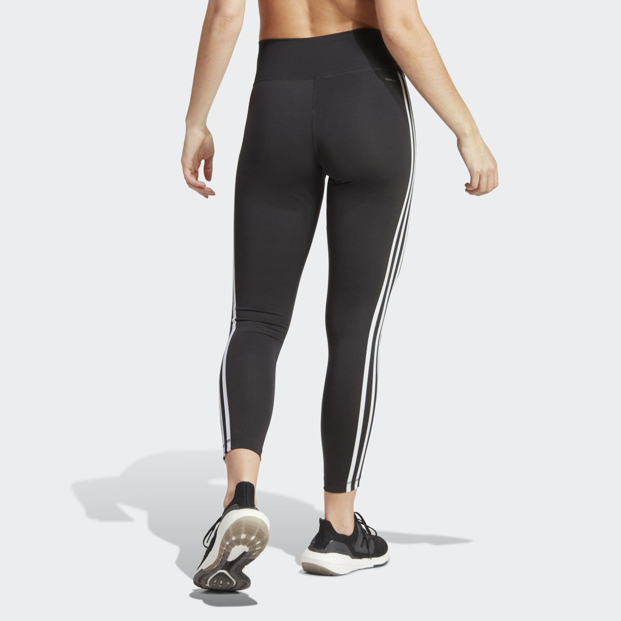 Train Essentials 3-Stripes High-Waisted 7/8 Legging 3/5