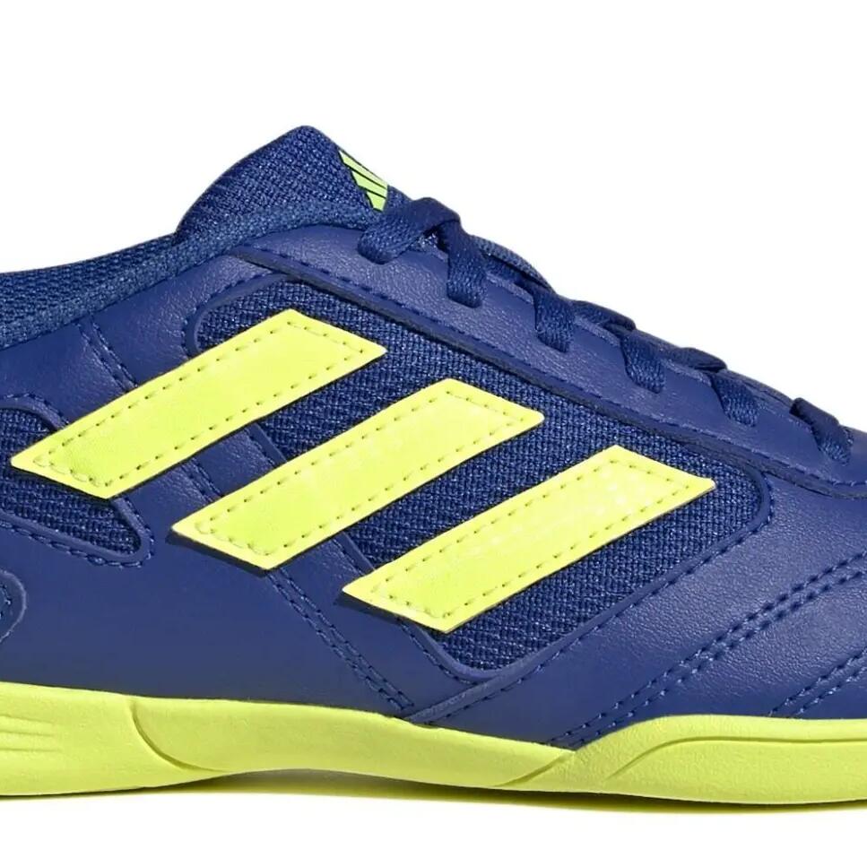 Futsal boots Adidas model GZ2562 for unisex children